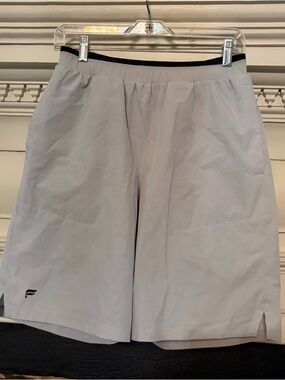 Fabletics Men's Light Gray Performance Shorts sz Medium